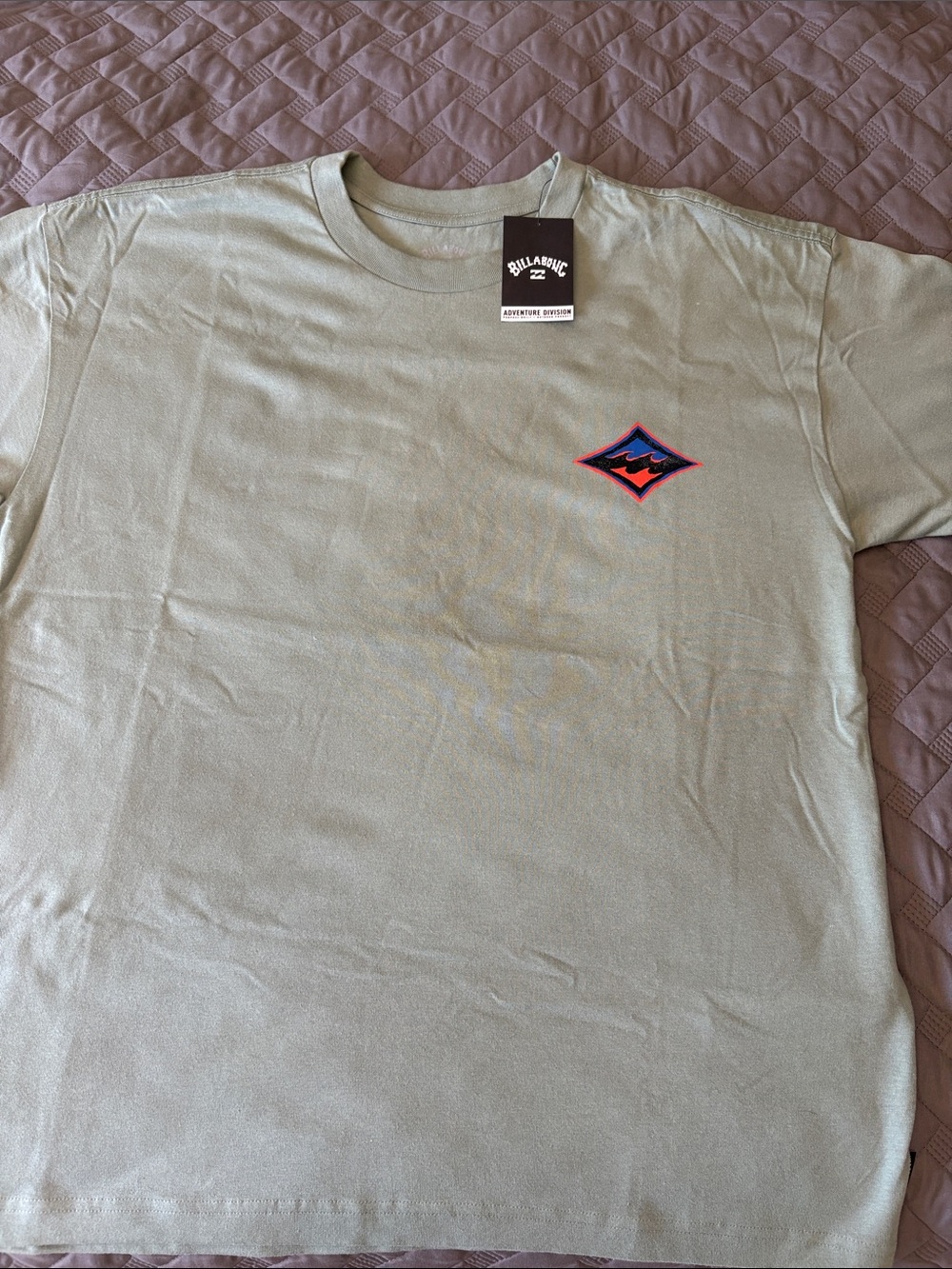 Billabong Men's Sage Green Short Sleeve Tee with Contrast Logo & Wave Graphic